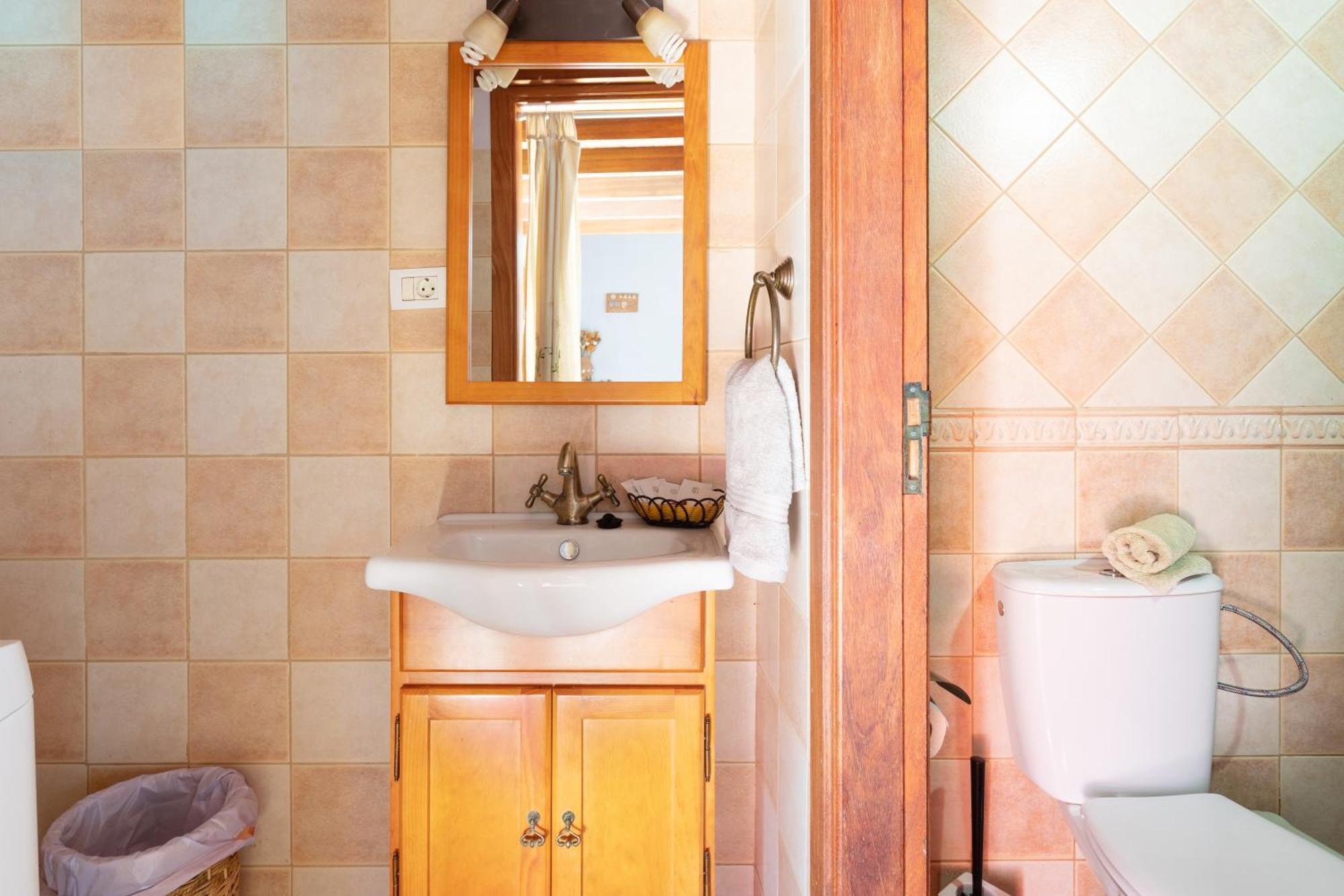 Stunning Rustic House El Pinar & Wifi Konuk evi Dış mekan fotoğraf