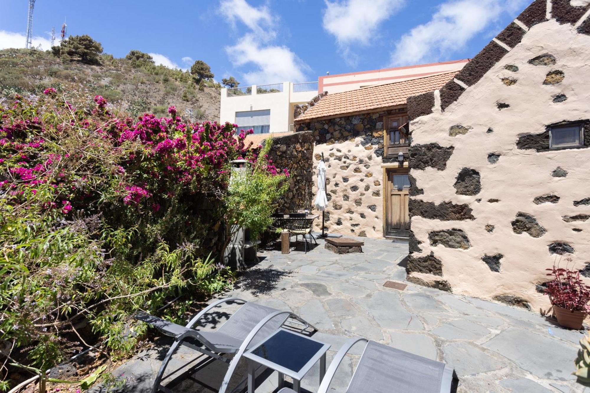 Stunning Rustic House El Pinar & Wifi Konuk evi Dış mekan fotoğraf