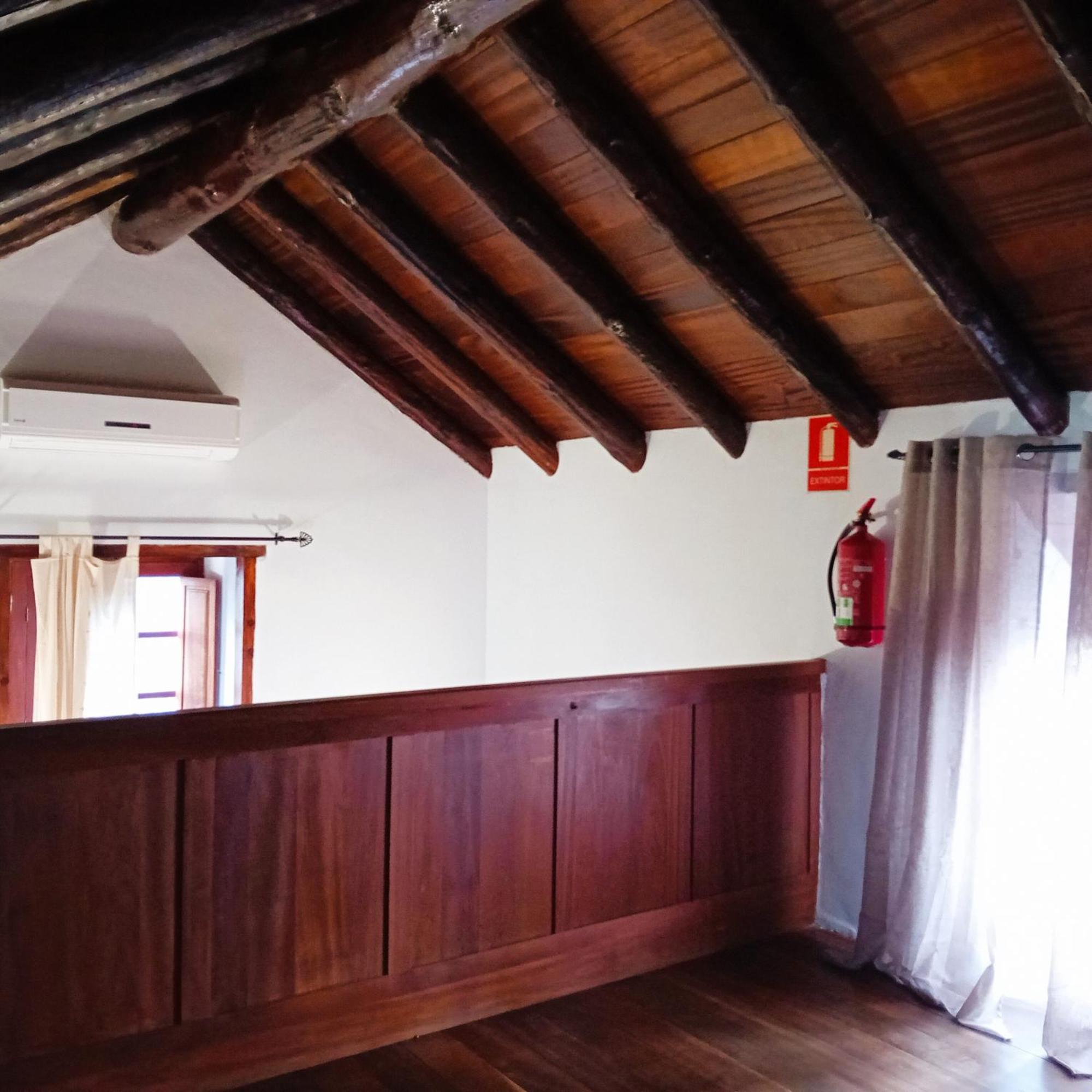 Stunning Rustic House El Pinar & Wifi Konuk evi Dış mekan fotoğraf